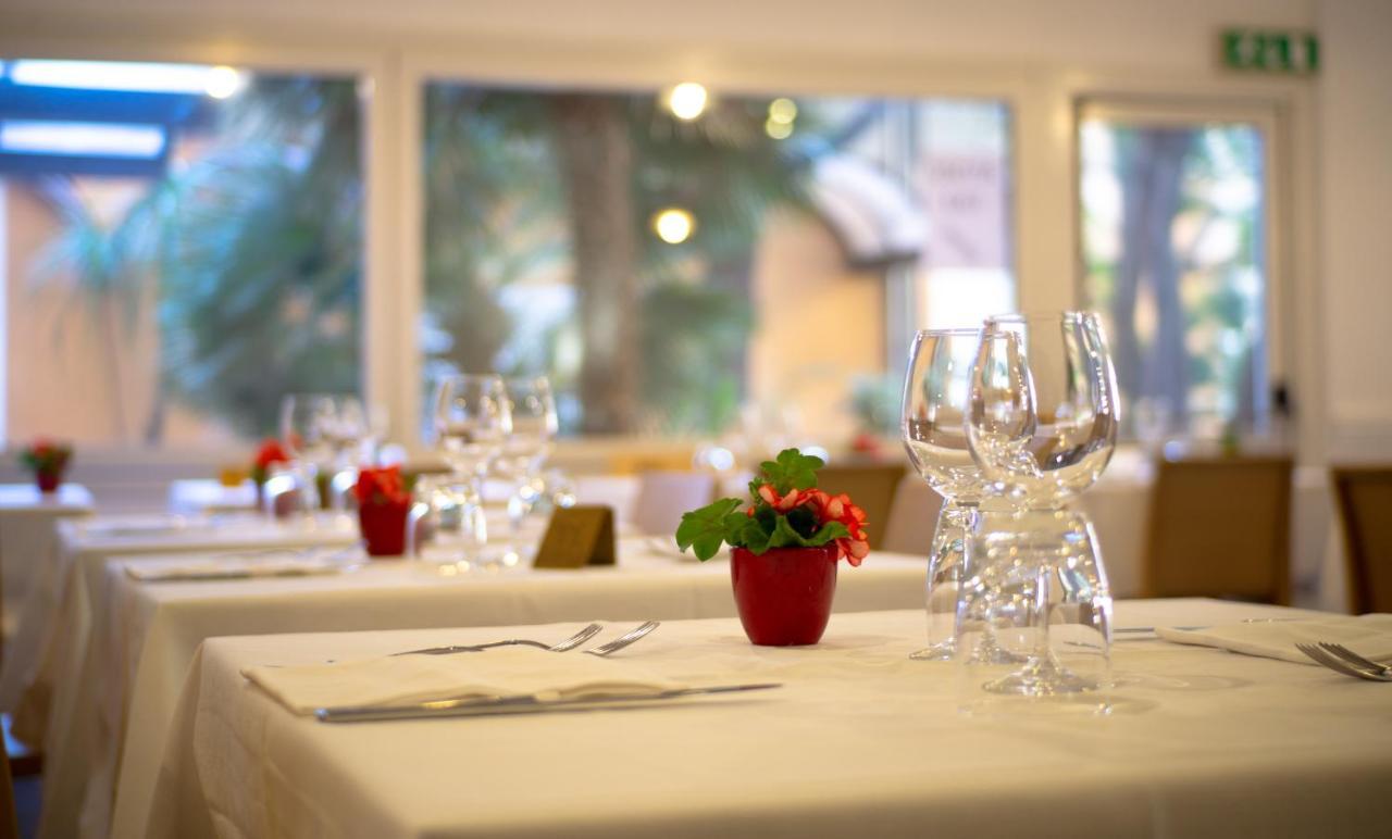 Mistral2 Hotel 오리스타노 외부 사진