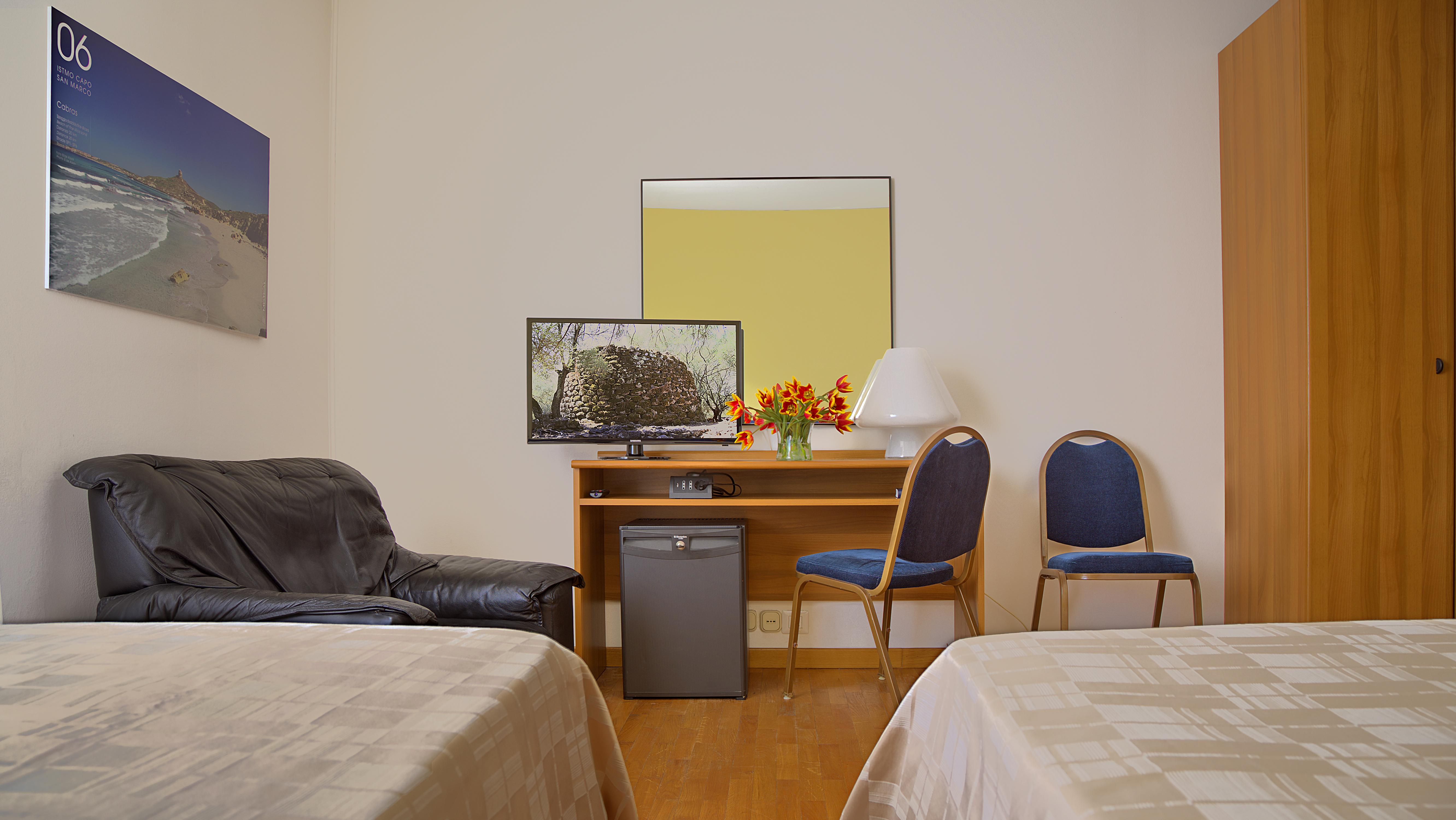Mistral2 Hotel 오리스타노 외부 사진
