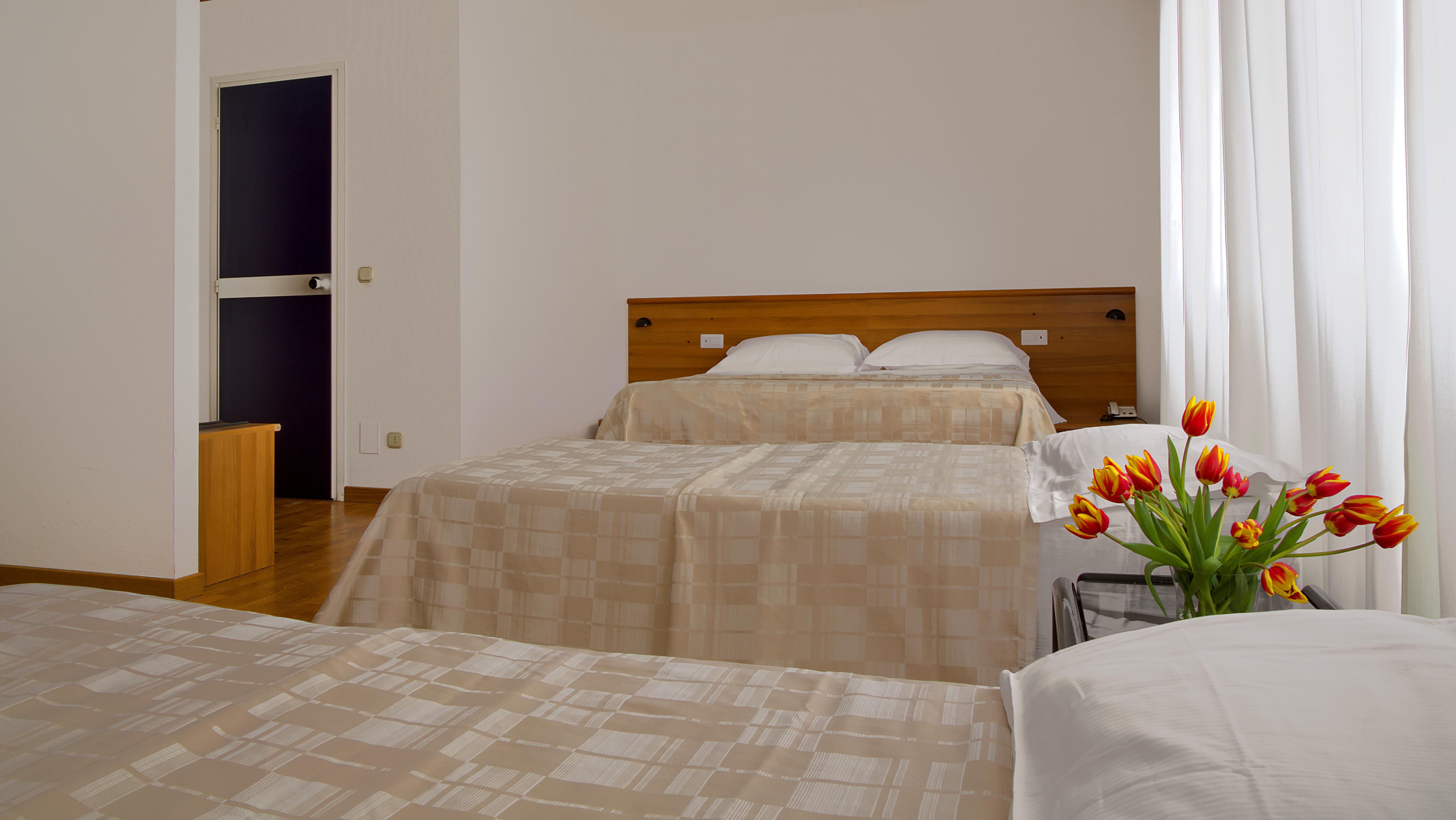 Mistral2 Hotel 오리스타노 외부 사진