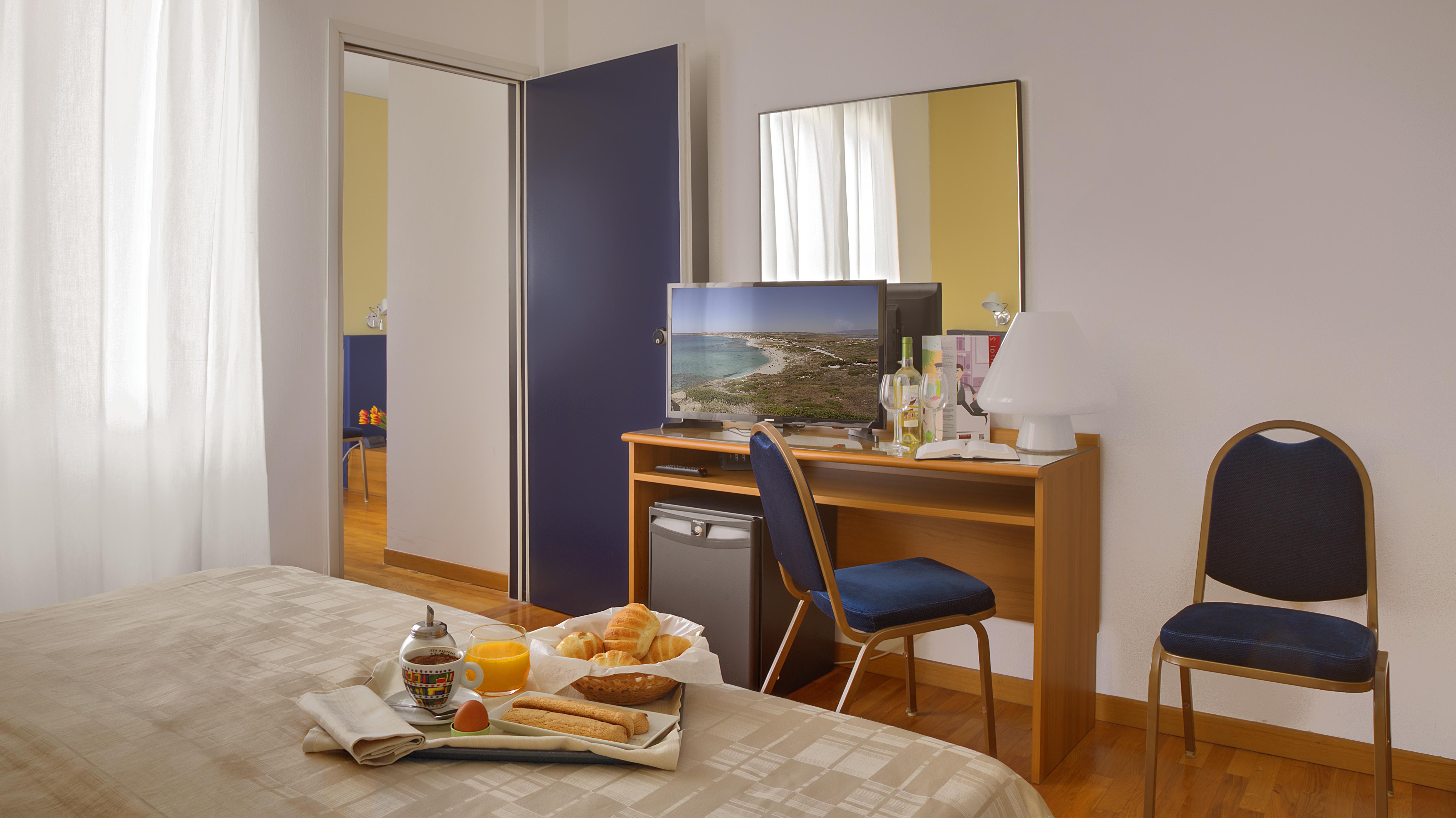 Mistral2 Hotel 오리스타노 외부 사진