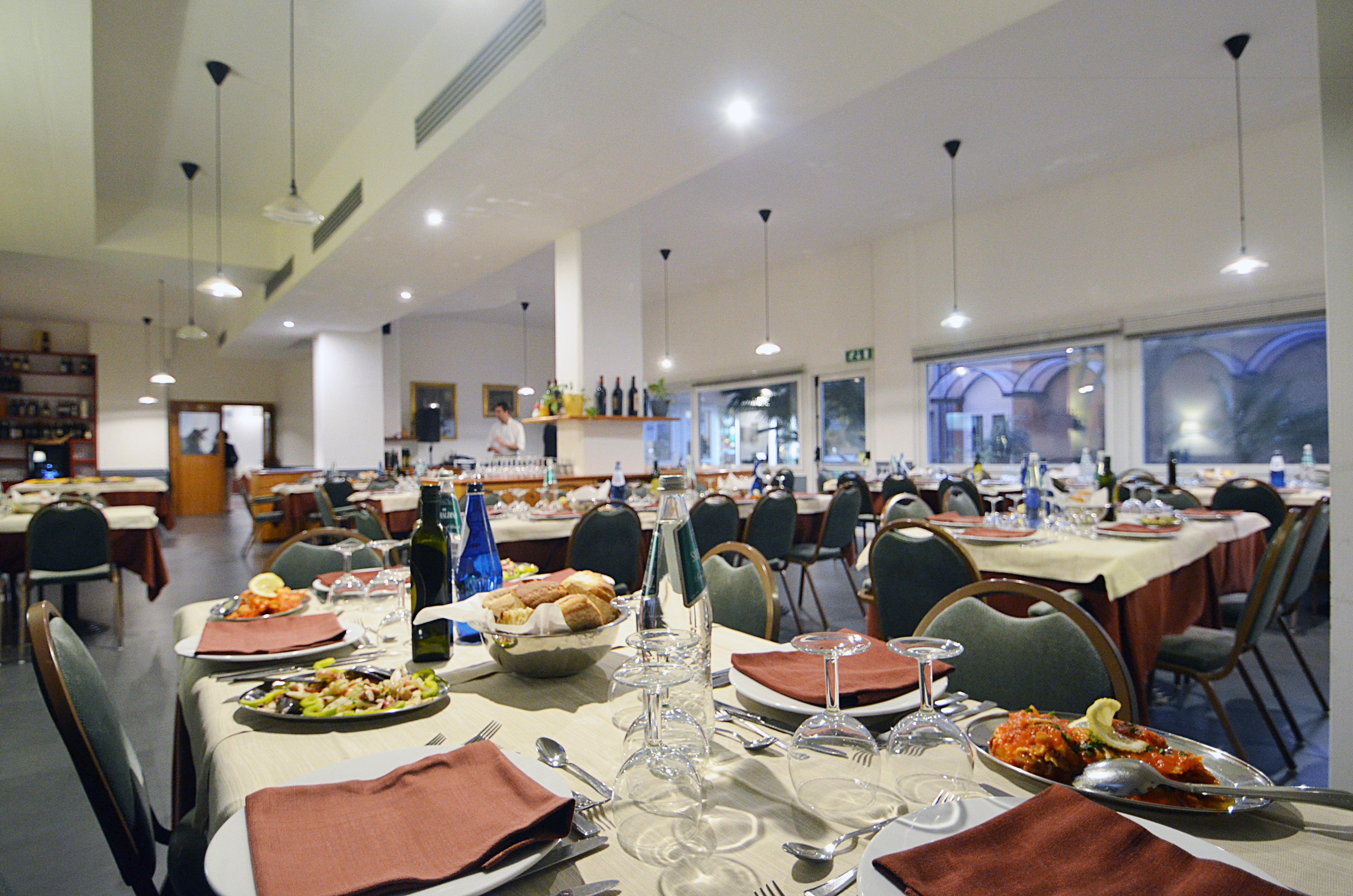 Mistral2 Hotel 오리스타노 외부 사진