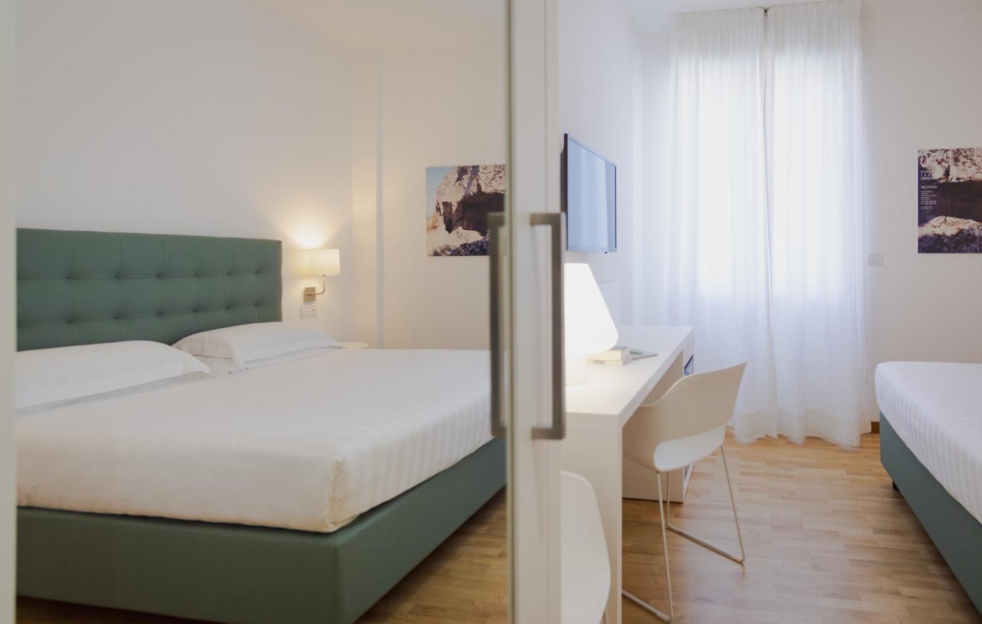 Mistral2 Hotel 오리스타노 외부 사진