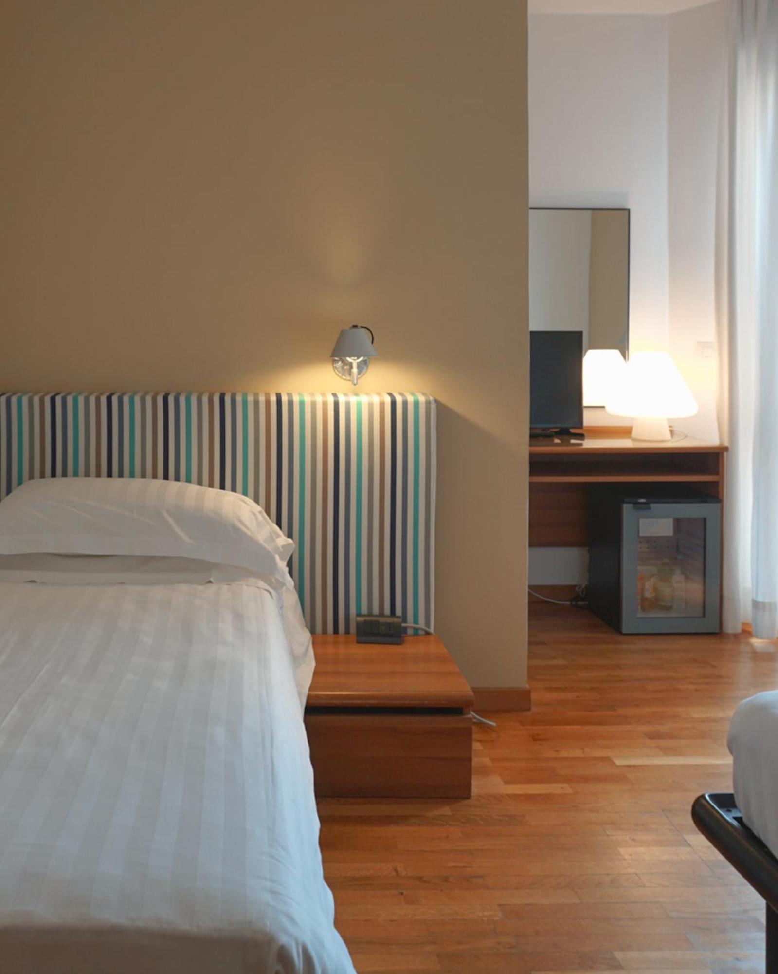 Mistral2 Hotel 오리스타노 외부 사진